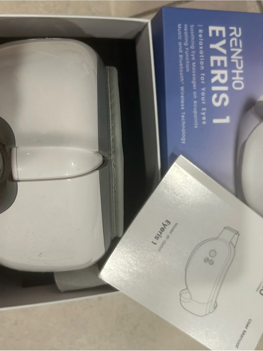 Eyeris 1 Eye Massager in White and Gray